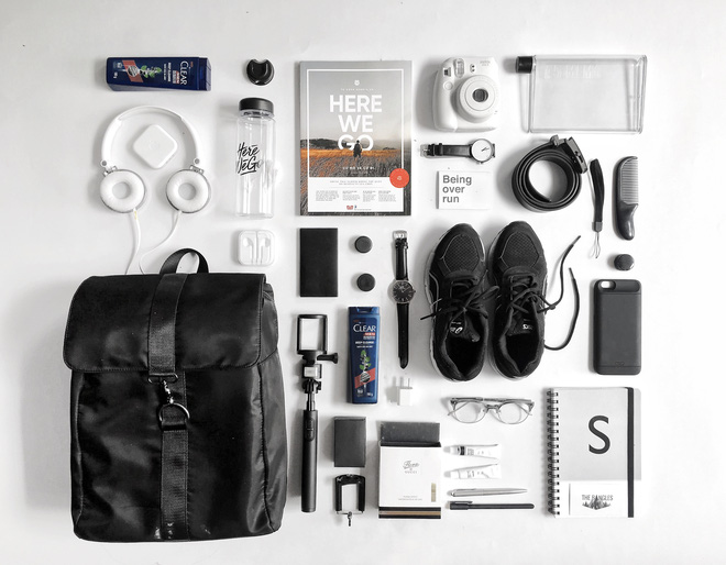 Hành trang trong vali người trẻ khi đi du lịch có gì?